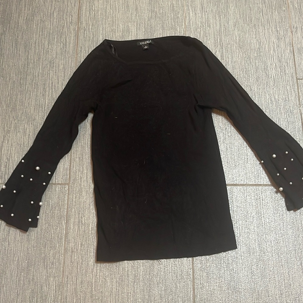 Mint condition worn maybe 1-2 times Small